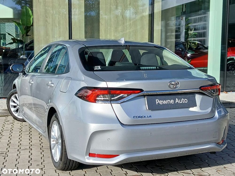 Toyota Corolla - 11