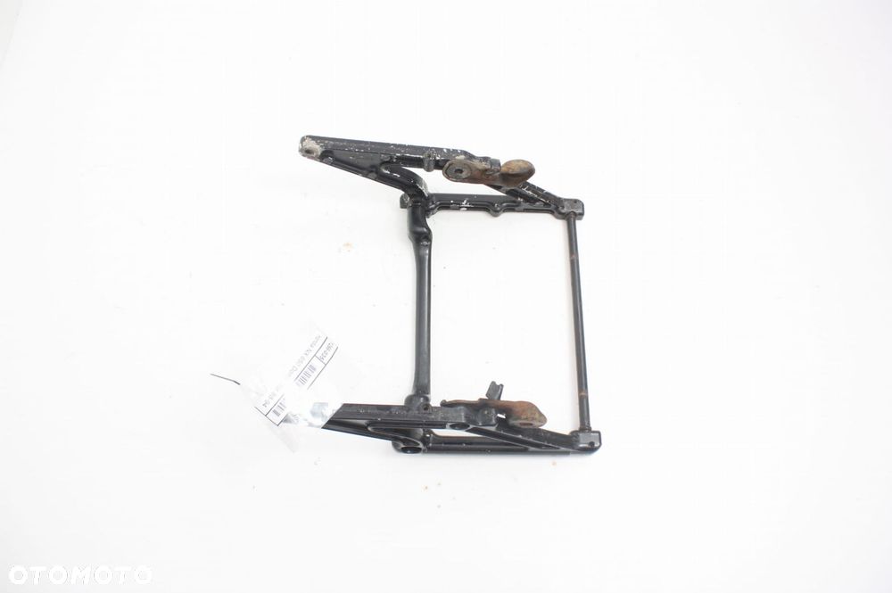 STELAŻ KUFRA CENTRALNEGO Honda NX 650 Dominator 88-94 - 4