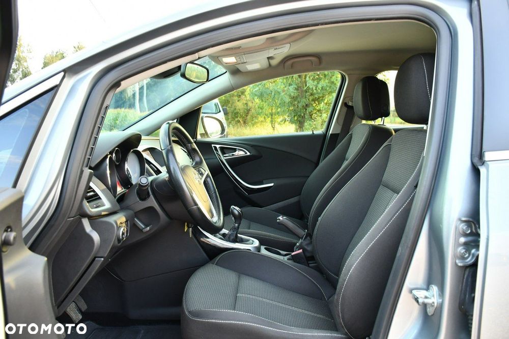 Opel Astra 1.4 Turbo Sports Tourer - 28