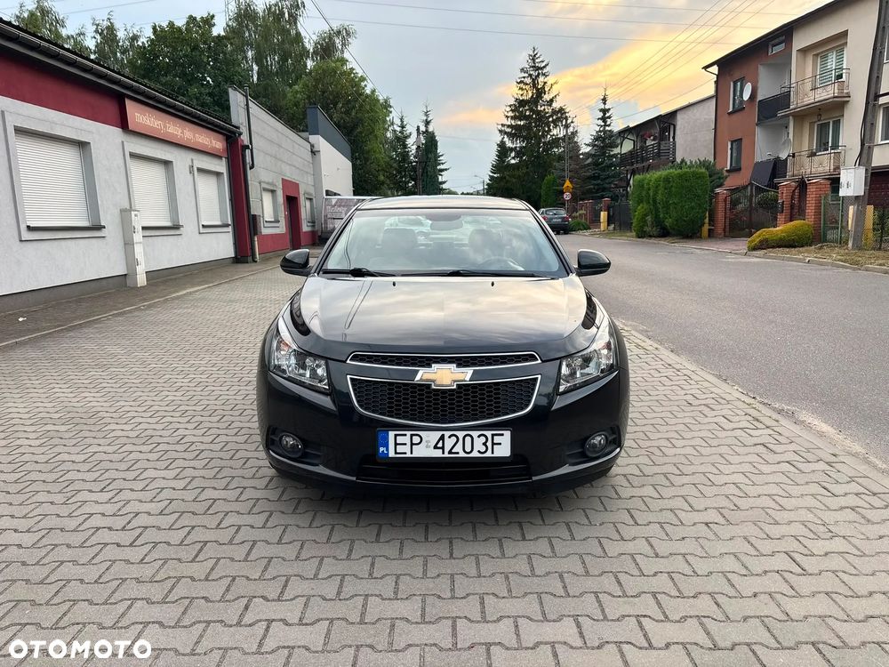 Chevrolet Cruze - 27