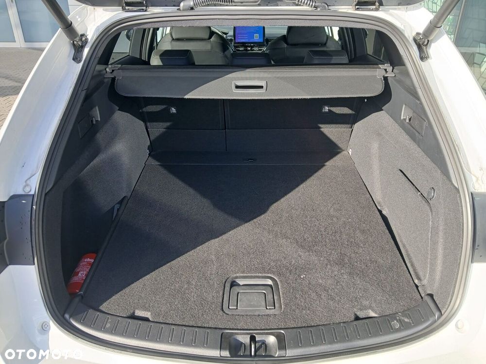 Toyota Corolla 2.0 Hybrid Style - 36