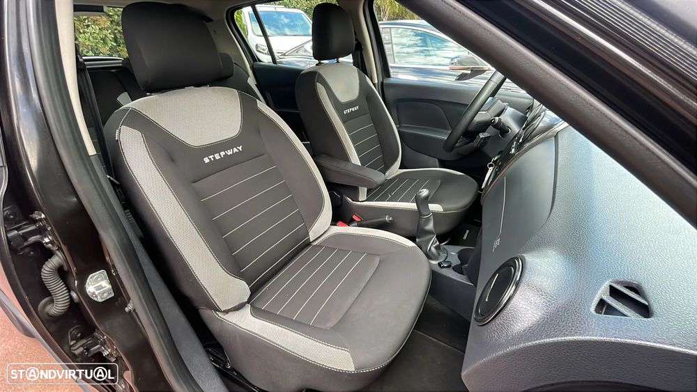 Dacia Sandero Stepway TCe 90 (S&S) Prestige - 26