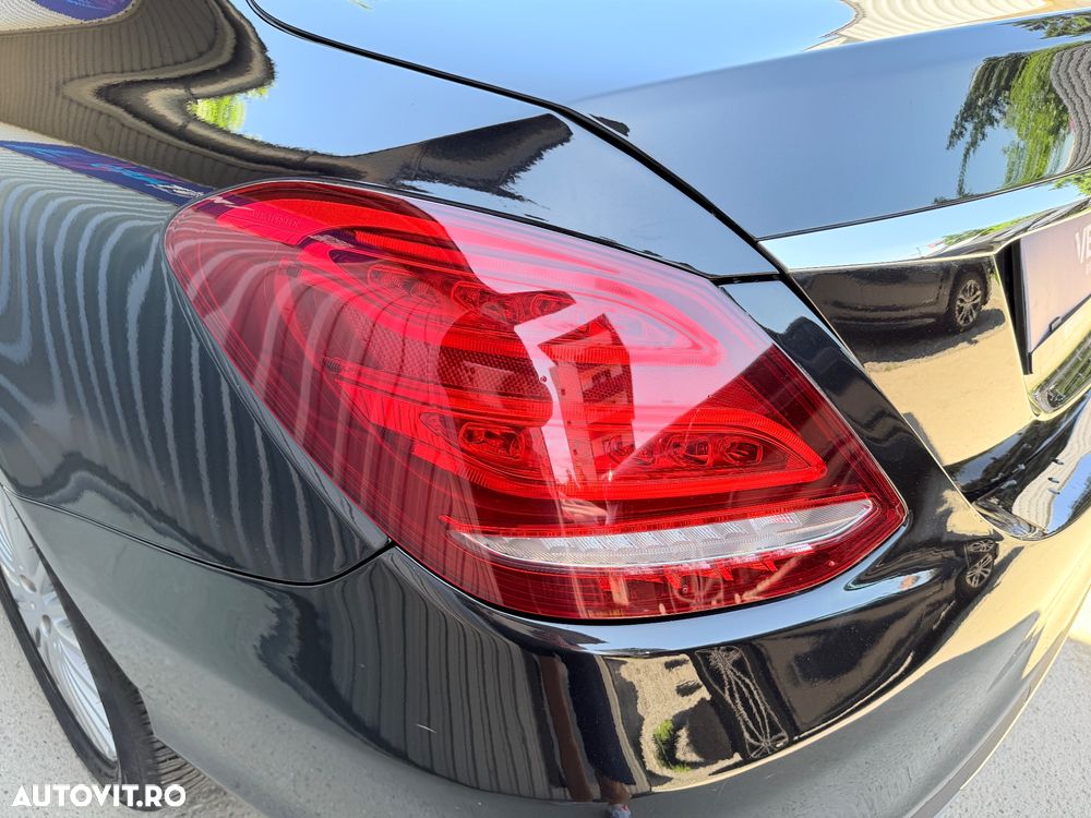 Mercedes-Benz C 180 (BlueTEC) d 7G-TRONIC Exclusive - 27