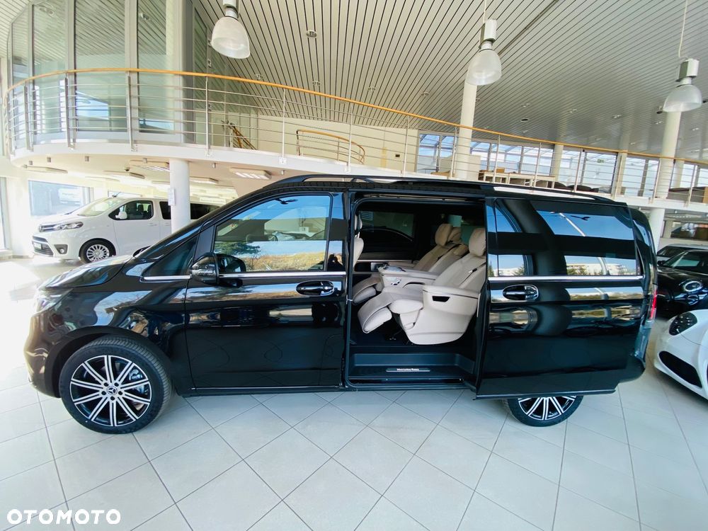 Mercedes-Benz Klasa V - 10