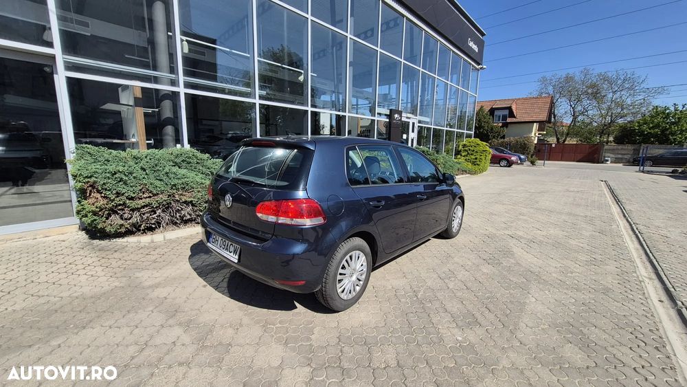 Volkswagen Golf 1.6 TDI DPF Trendline - 4