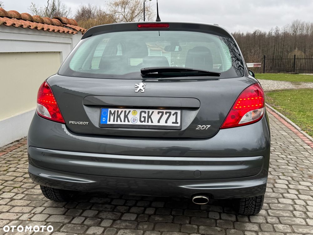 Peugeot 207 - 29