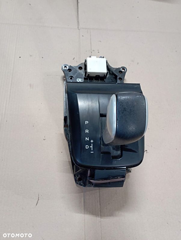 ISUZU D-MAX II 2 WYBIERAK LEWAREK ZMIANY BIEGÓW AUTOMAT - 1