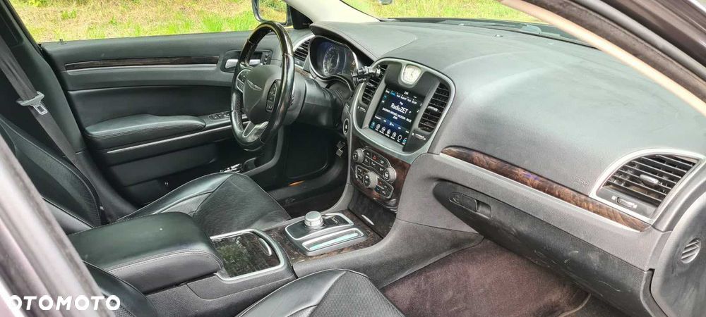 Chrysler 300C - 7