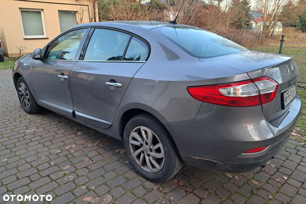 Renault Fluence 1.6 16V Zen - 8