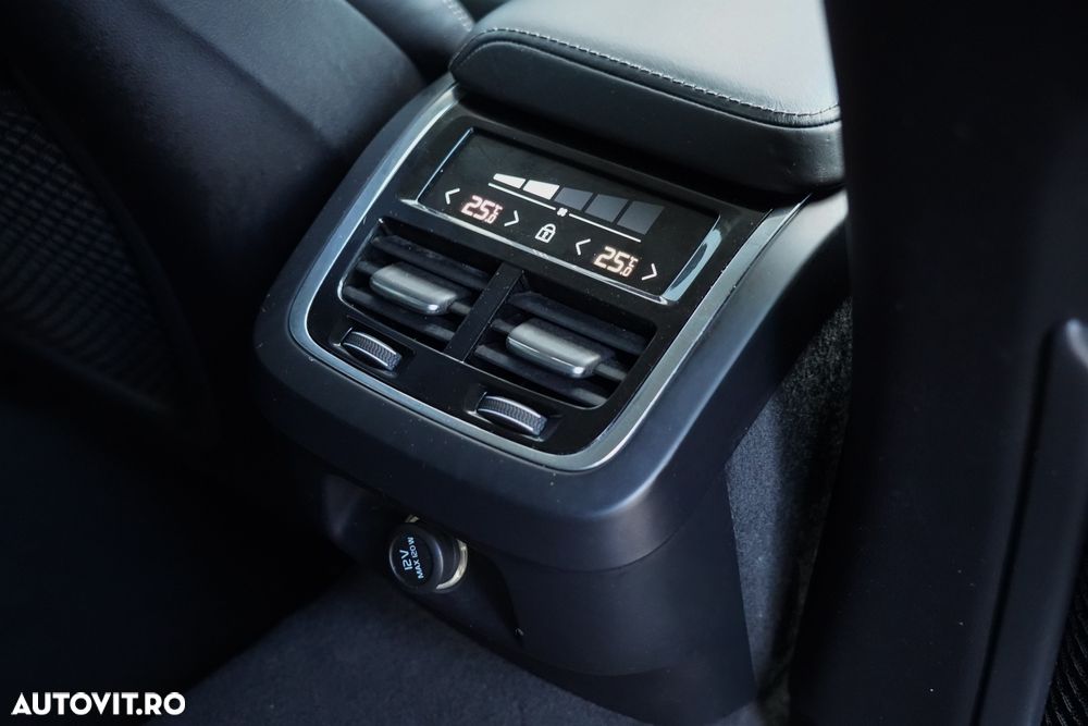 Volvo V60 D4 Geartronic Inscription - 28