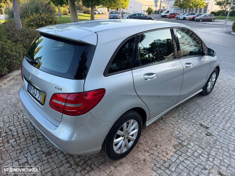 Mercedes-Benz B 180 CDI BlueEFFICIENCY - 13
