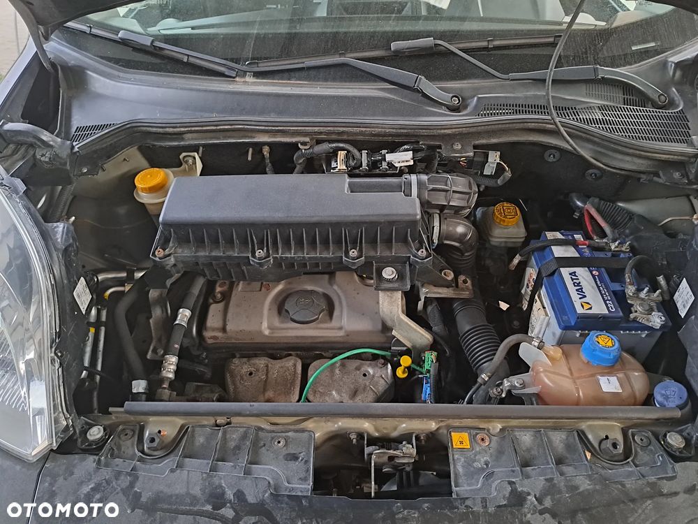 Fiat Qubo - 13