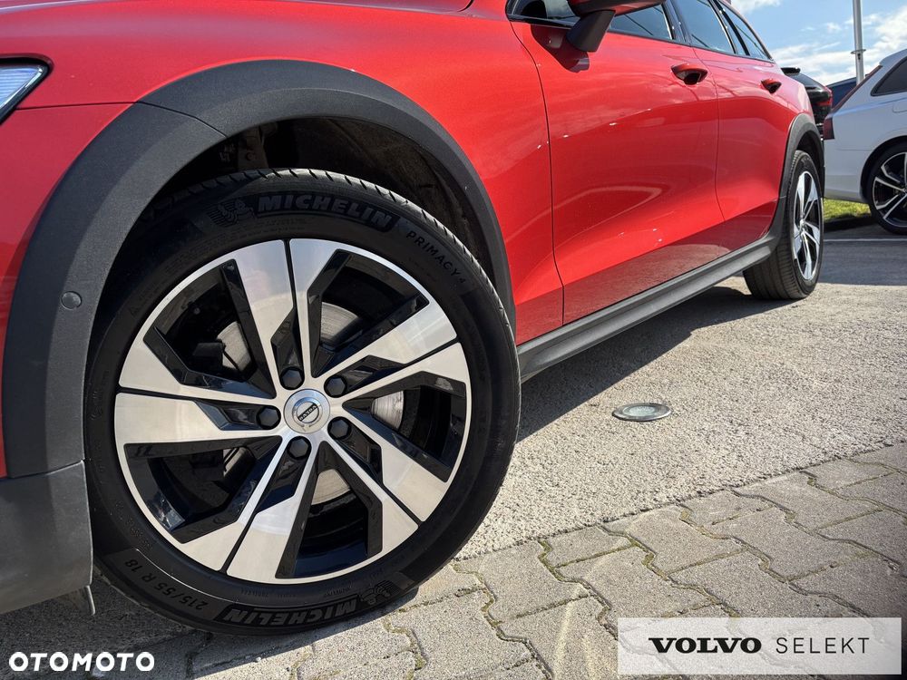 Volvo V60 Cross Country - 5