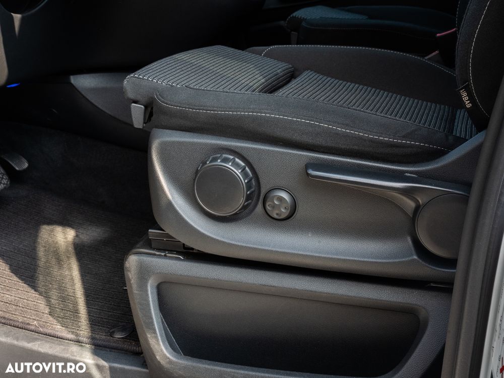 Mercedes-Benz V 300 d Combi Lung 237 CP AWD 9AT - 26