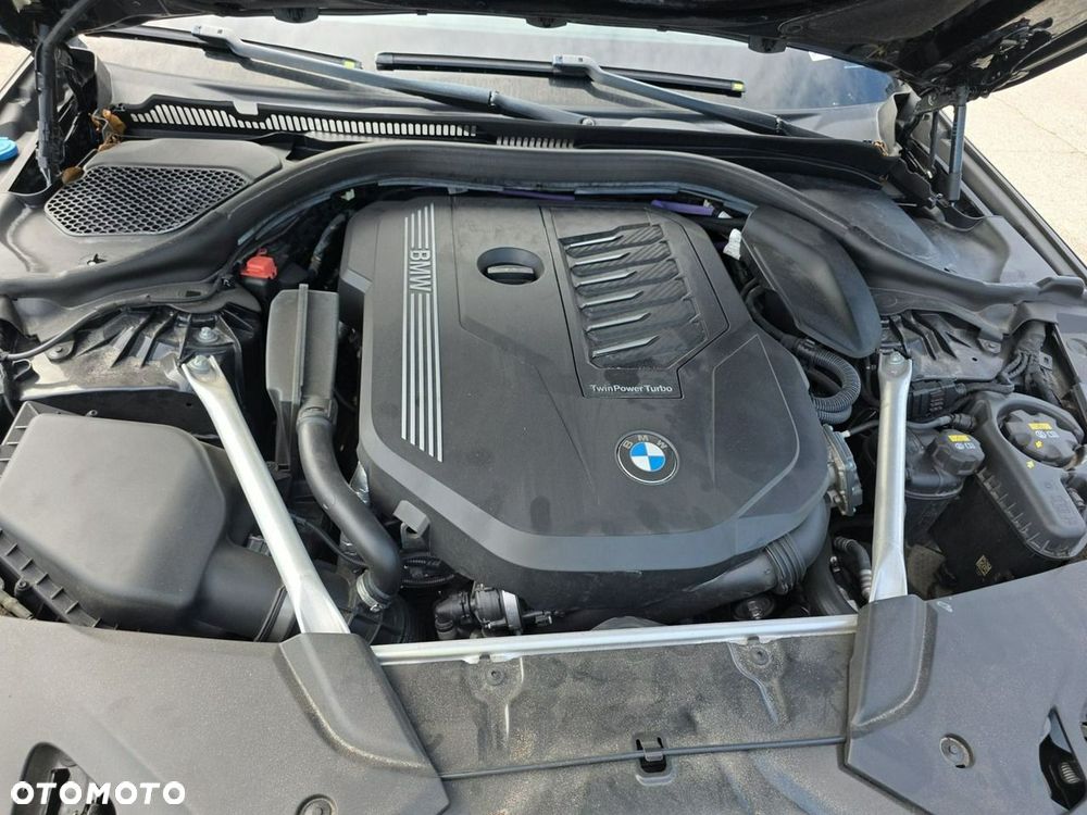 BMW Seria 5 540i xDrive M Sport Edition - 11