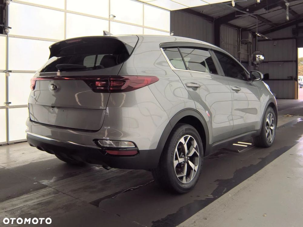 Kia Sportage - 5
