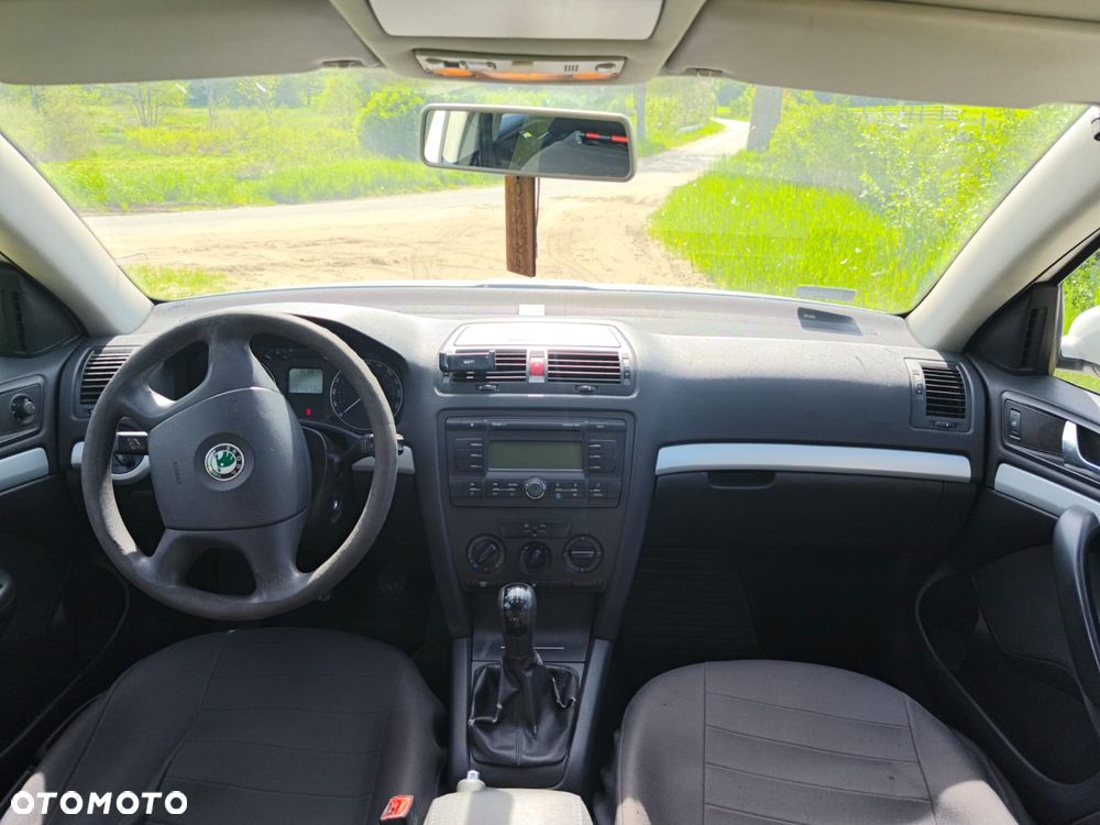 Skoda Octavia 2.0 TDI Ambiente - 8
