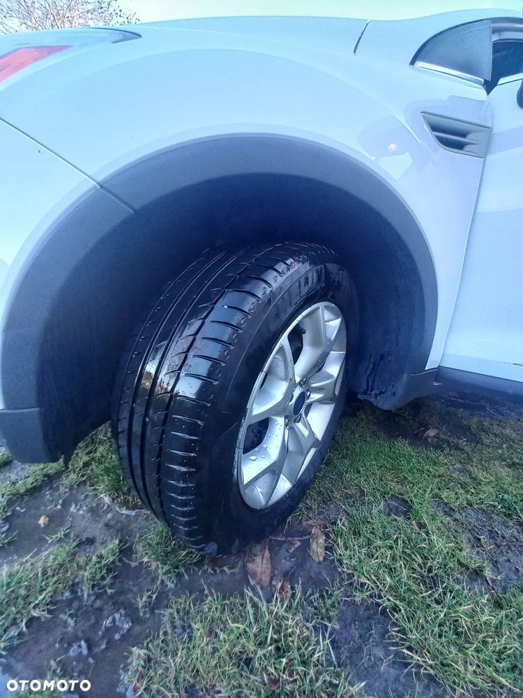 Ford Kuga - 15