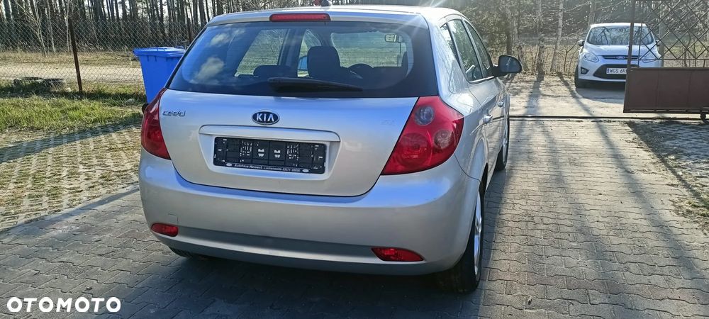 Kia Ceed 1.4 Comfort - 8