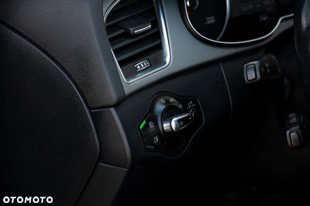 Audi A4 Avant 2.0 TDI DPF quattro S tronic Ambiente - 37