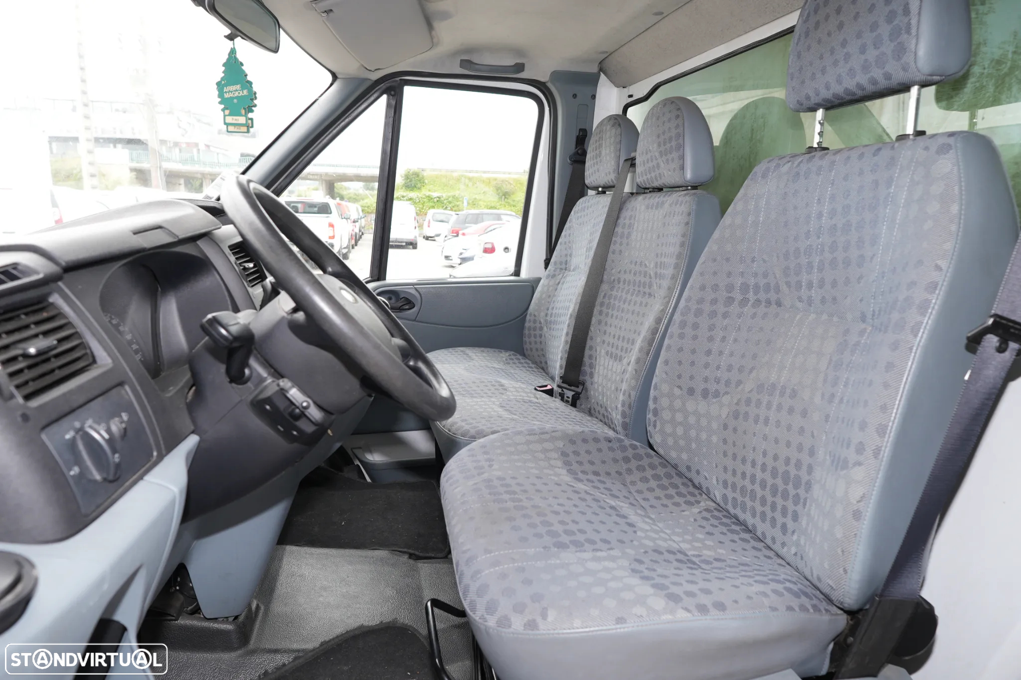 Ford Transit Contentor 2.4TDCI 115cv Rodado Duplo - 9