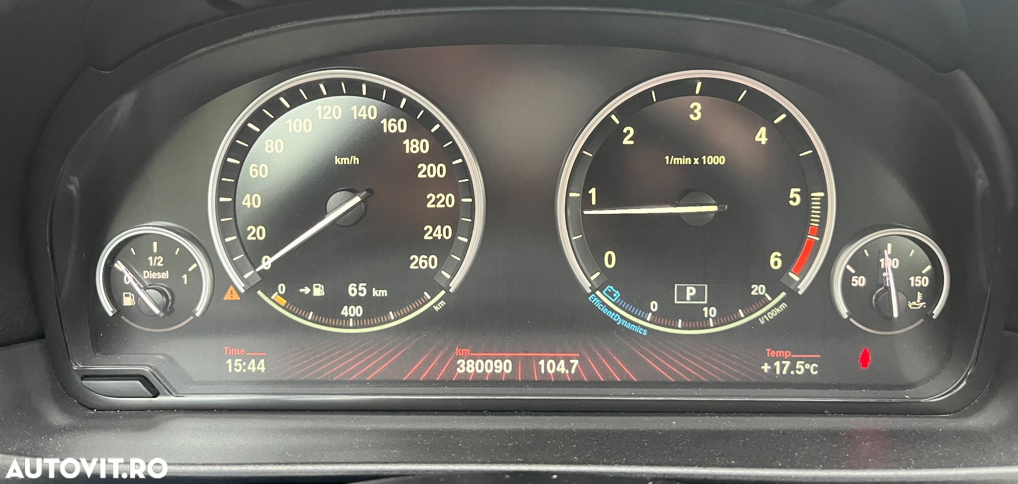 BMW Seria 5 525d Touring Sport-Aut. - 16