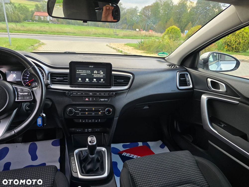 Kia Ceed 1.4 L Business Line - 34