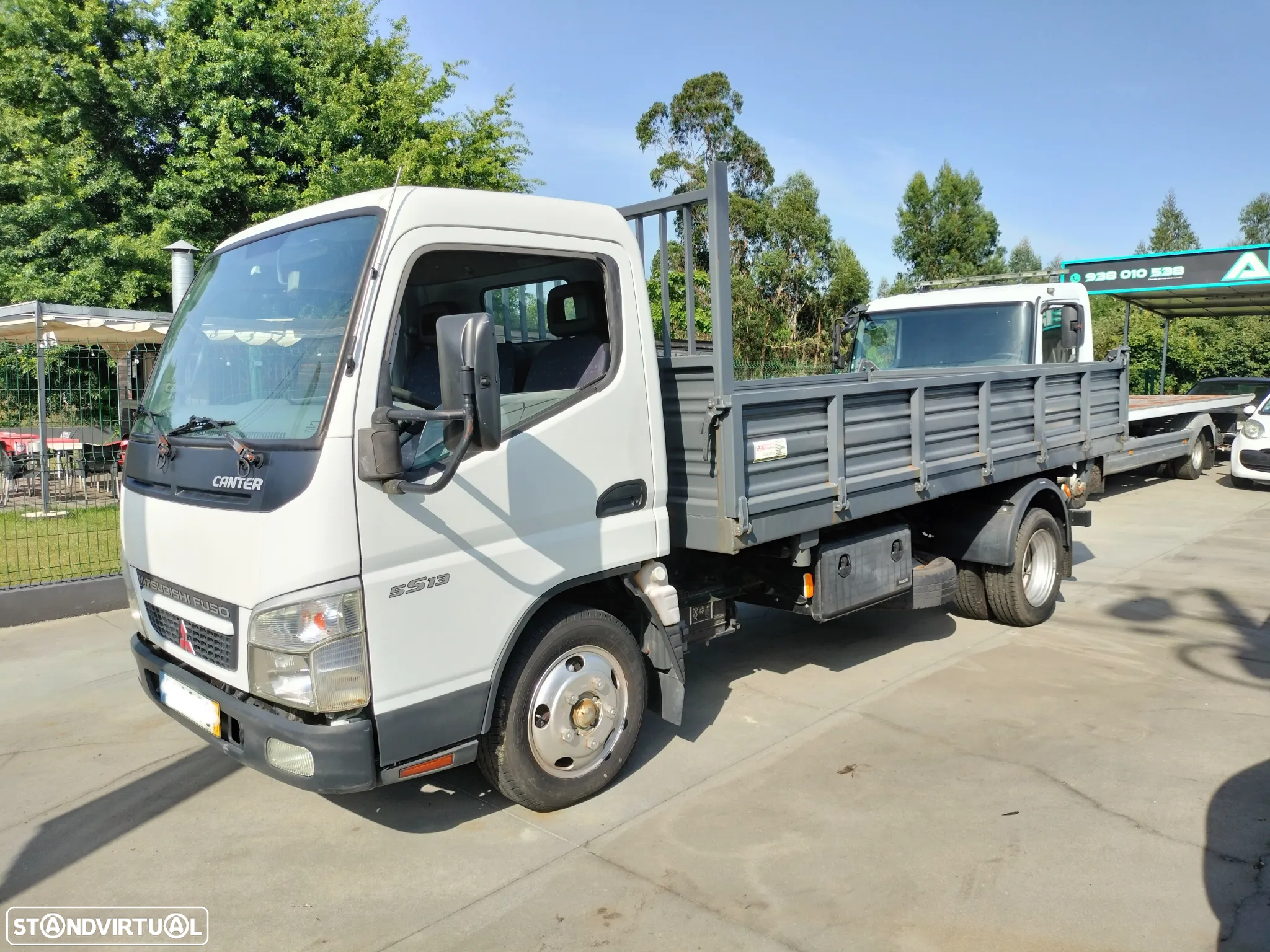 Mitsubishi Canter 3.0 Tribasculante - 5