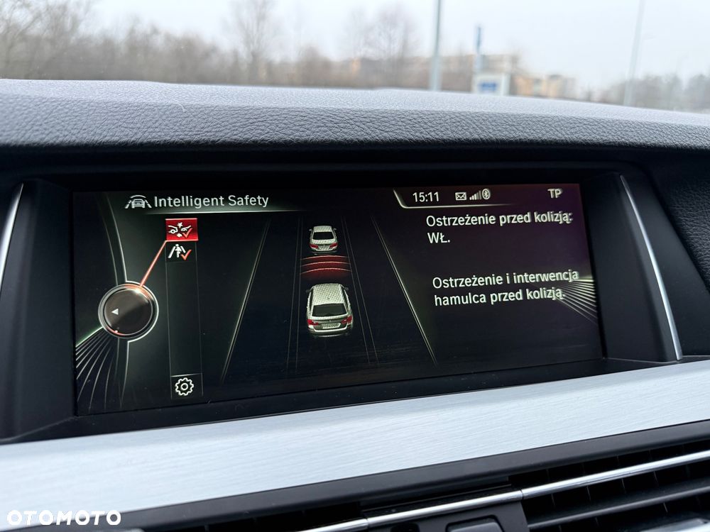 BMW Seria 5 525d Luxury Line - 30