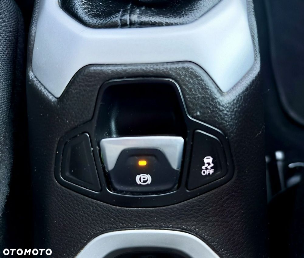 Jeep Renegade 1.6 E-TorQ Sport - 31