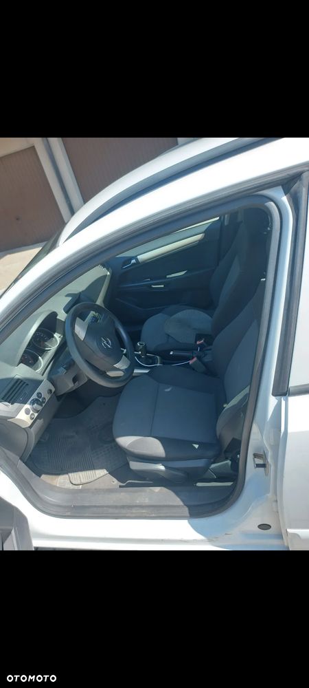 Opel Astra 1.7 CDTI Cosmo - 3