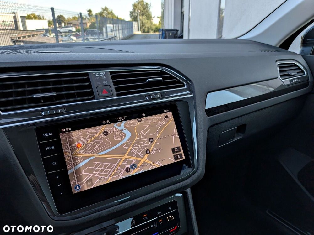 Volkswagen Tiguan 2.0 TSI 4Mot Elegance DSG - 22