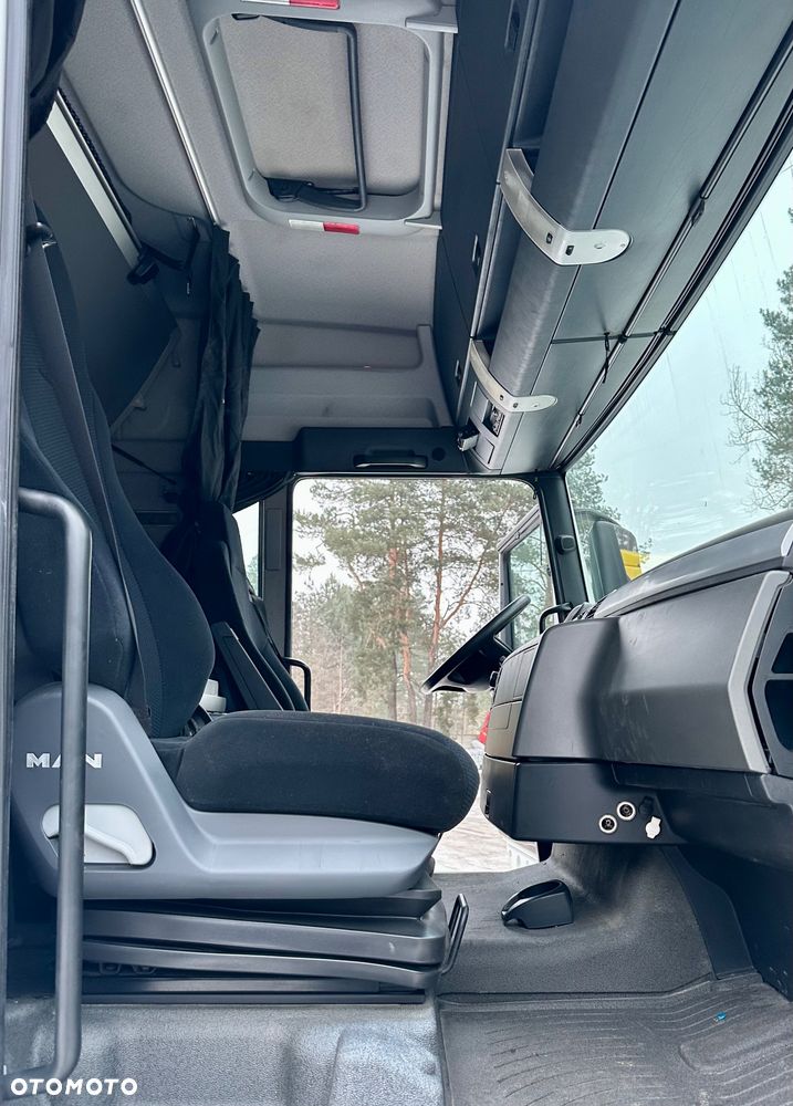 MAN TGX 18.440 XLX AUTOMAT SPOJLERY KLIMA WEBASTO LODÓWKA 685000km MOTOR:12.5L OPONY:315/80/22.5-80% 2xALUTANK EURO 6 2014 - 8