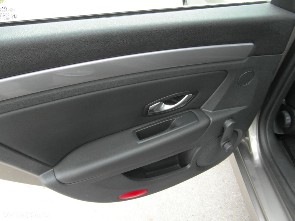 Renault Laguna 2.0 16V 140 Expression - 29