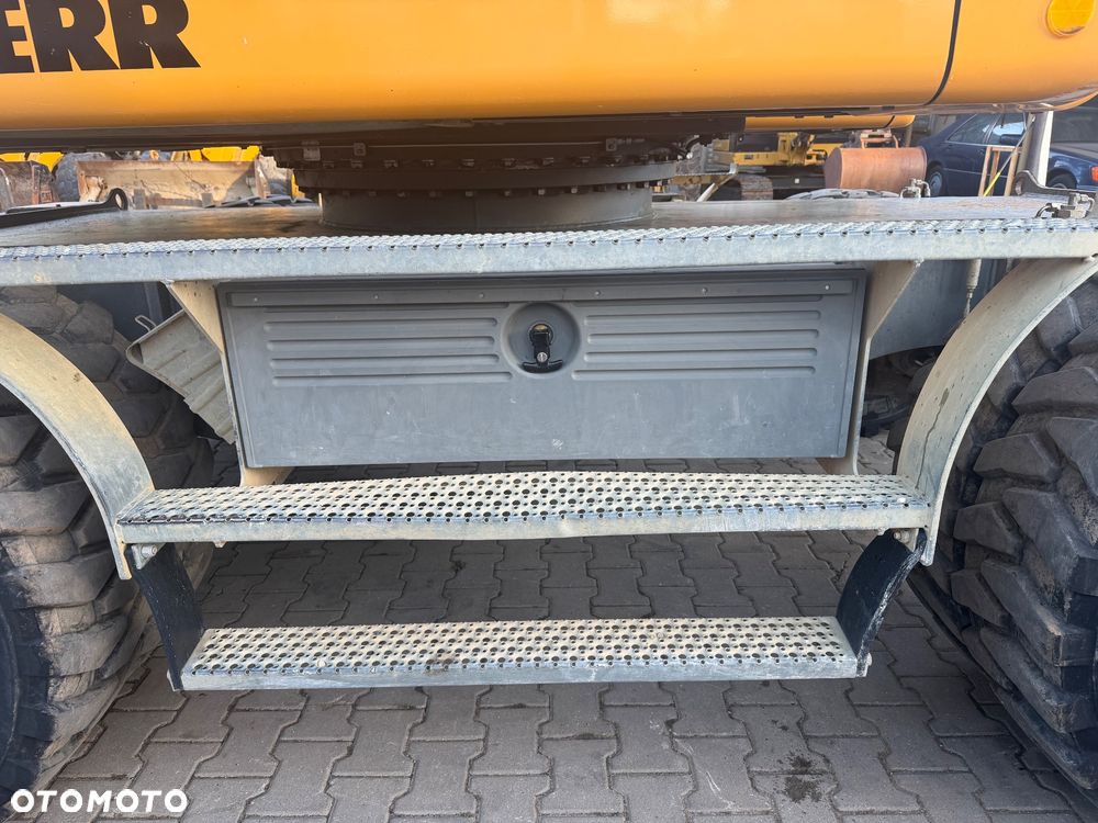 Liebherr A 918 Compact - 19
