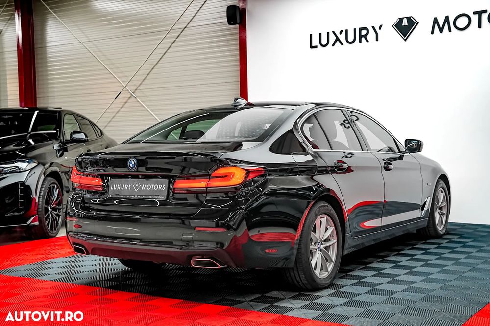 BMW Seria 5 530e Aut. - 15