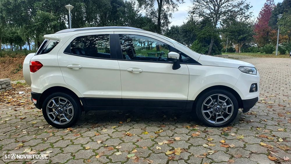 Ford EcoSport 1.5 TDCi Titanium - 14