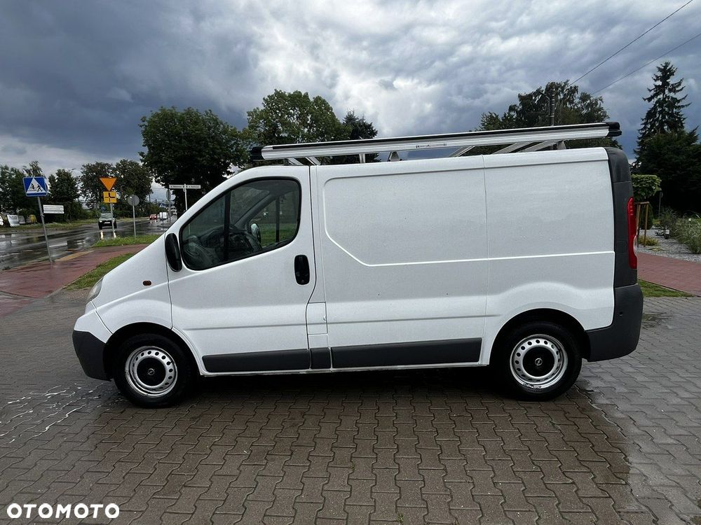 Opel Vivaro - 9