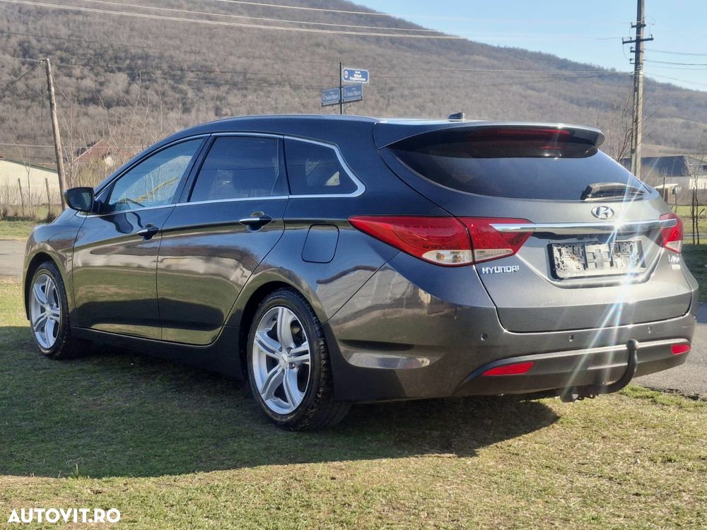 Hyundai i40 i40cw 1.7 CRDi Premium - 4