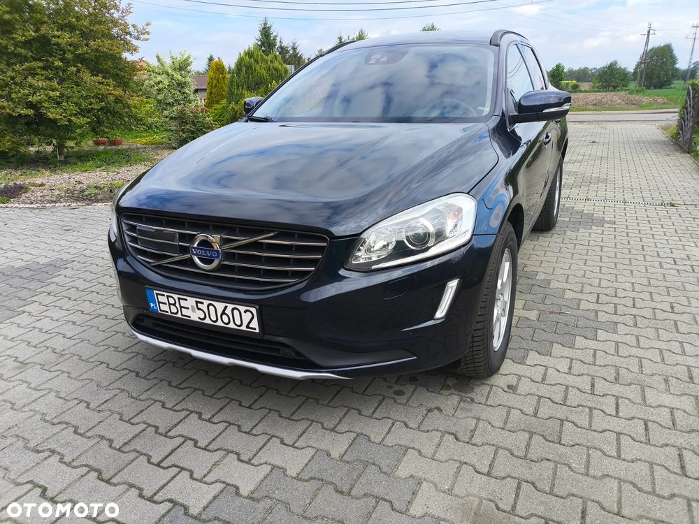 Volvo XC 60 D3 Drive-E Momentum - 1