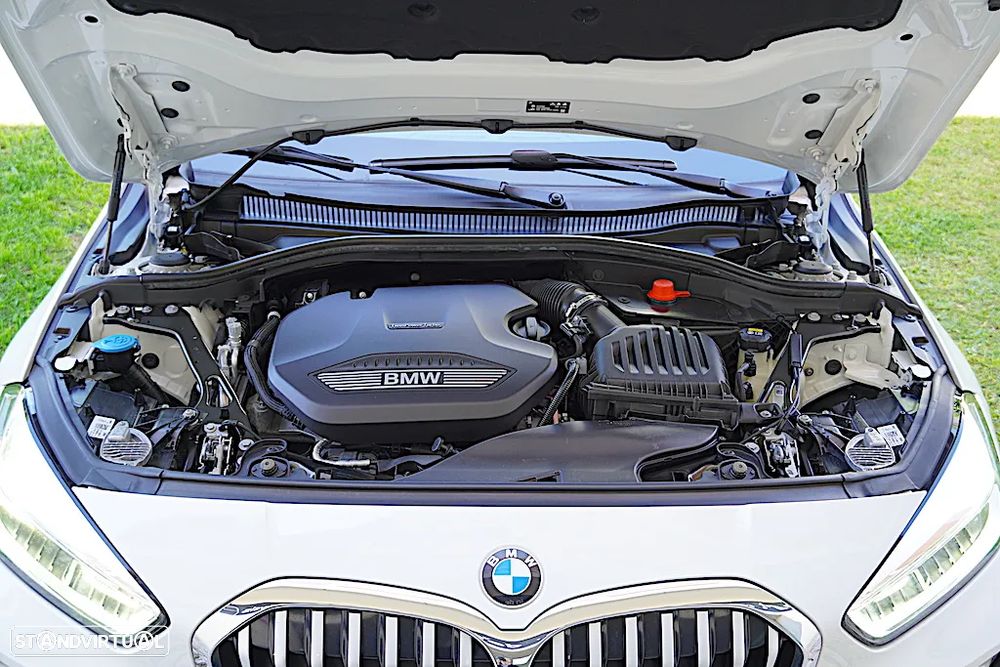 BMW 116 d Pack Desportivo M - 15