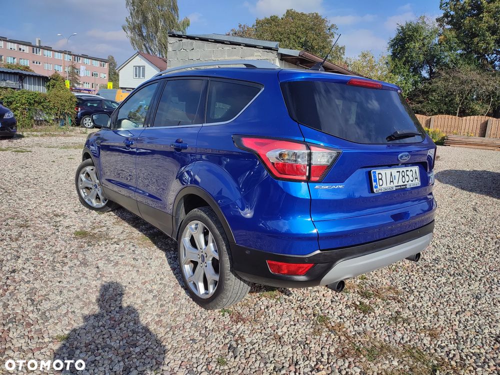 Ford Escape 2.0 EcoBoost AWD Titanium - 2