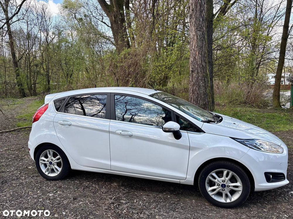 Ford Fiesta 1.0 EcoBoost STart-Stop Titanium - 6
