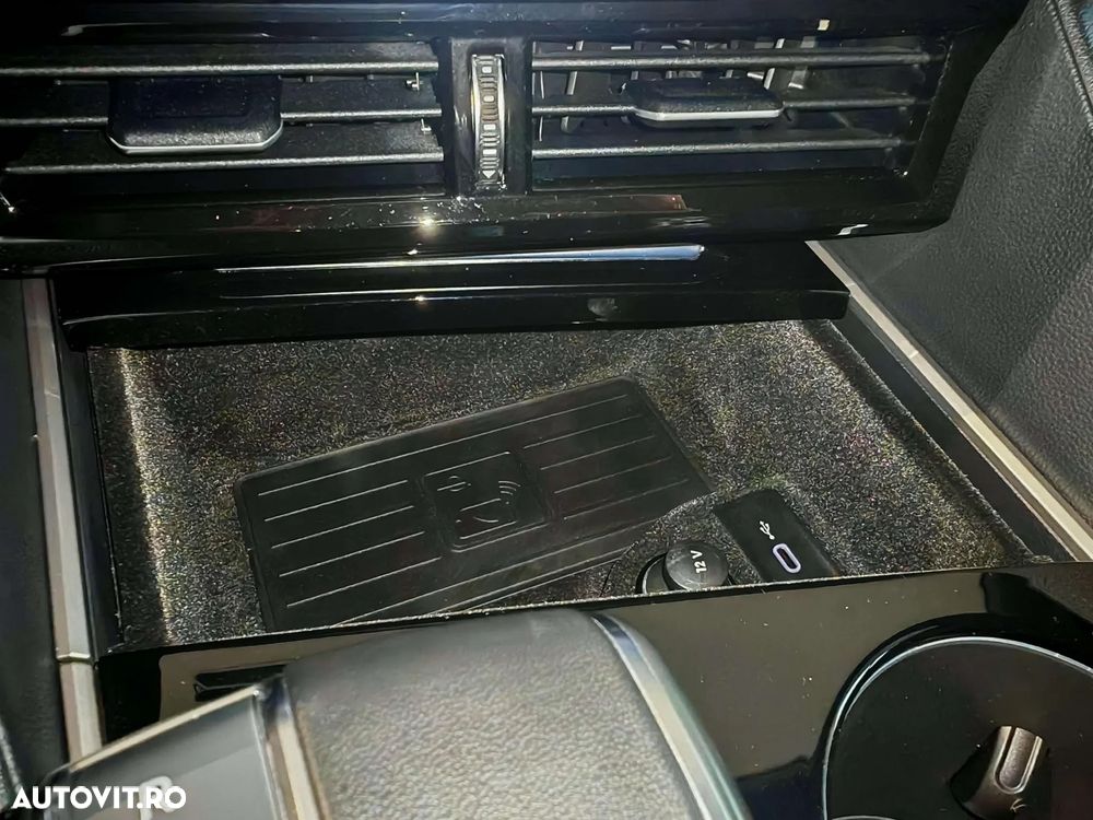 Volkswagen Touareg V6 TSI eHybrid PHEV R - 27