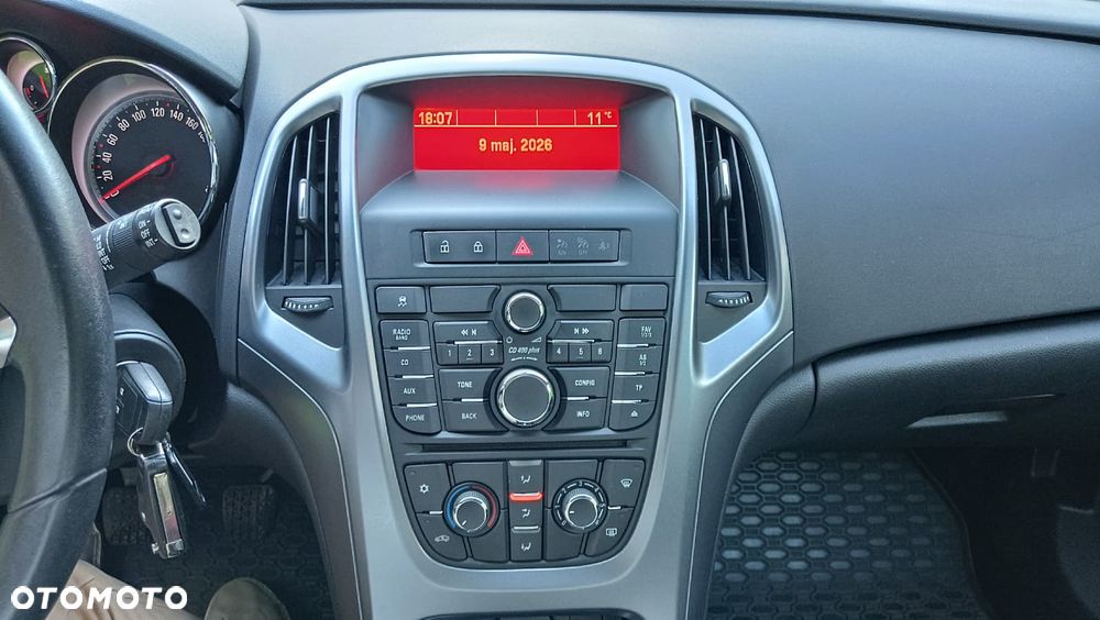 Opel Astra 1.4 T Enjoy EU6 - 13
