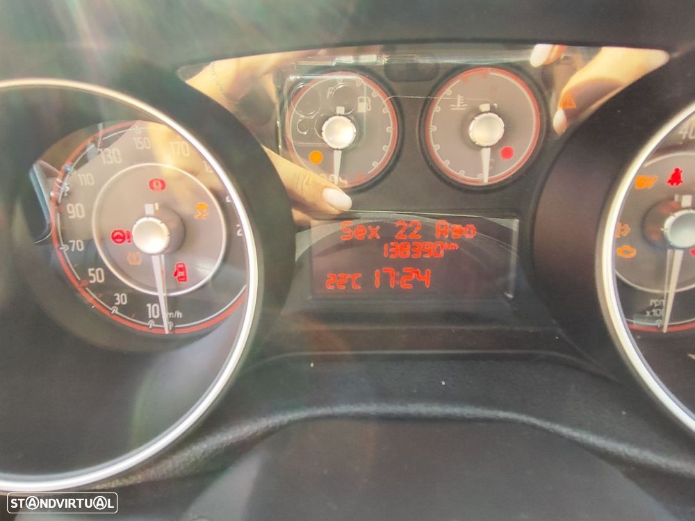 Fiat Punto 1.3 M-Jet Easy S&S - 13