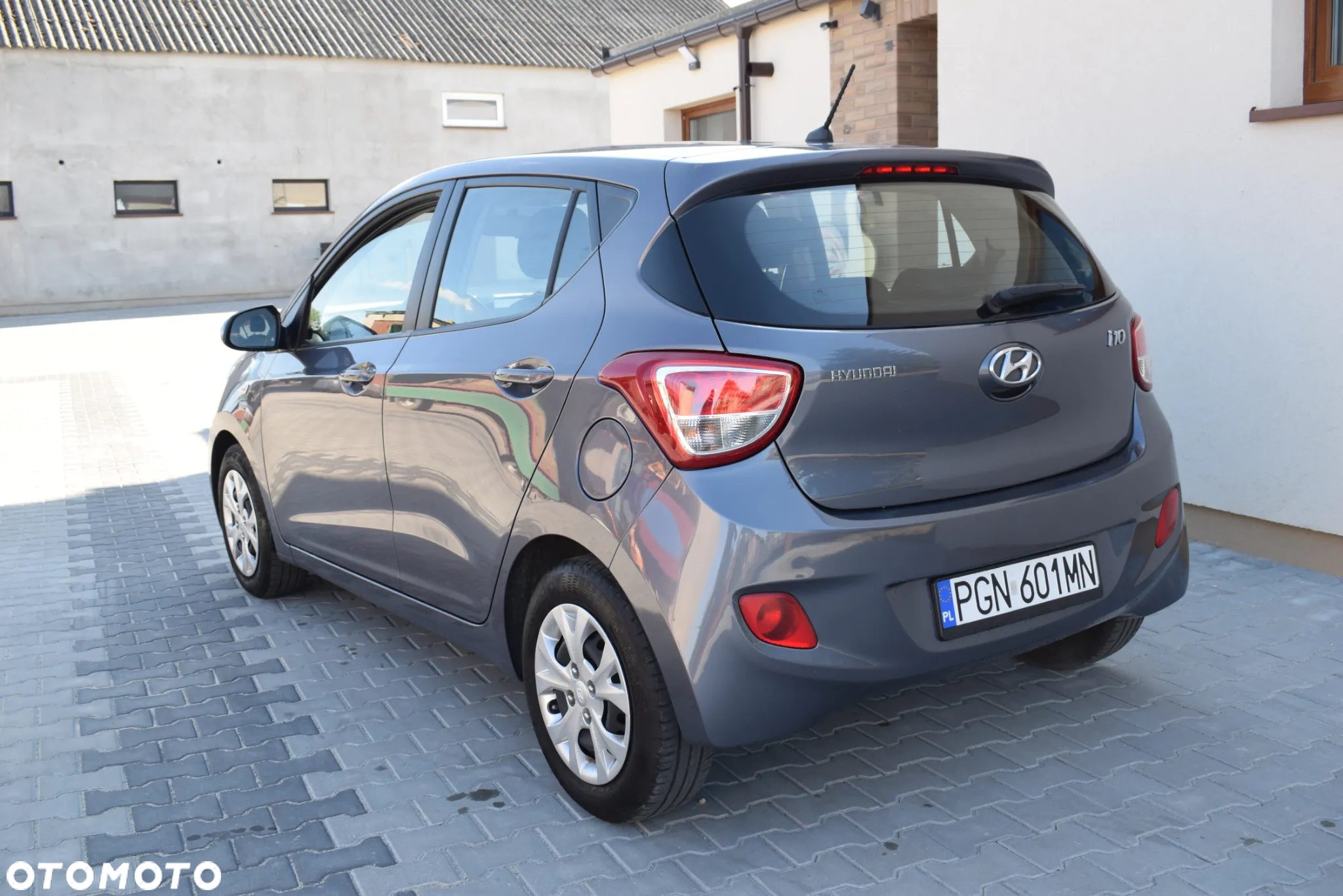 Hyundai i10 1.0 Premium - 13