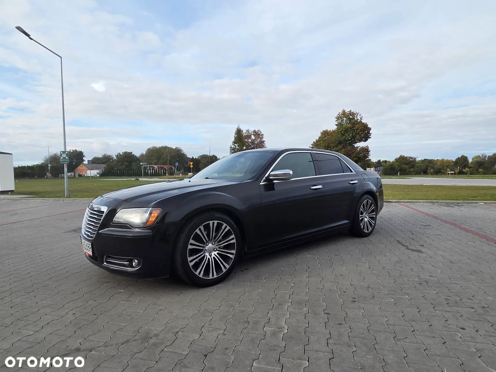 Chrysler 300s - 12