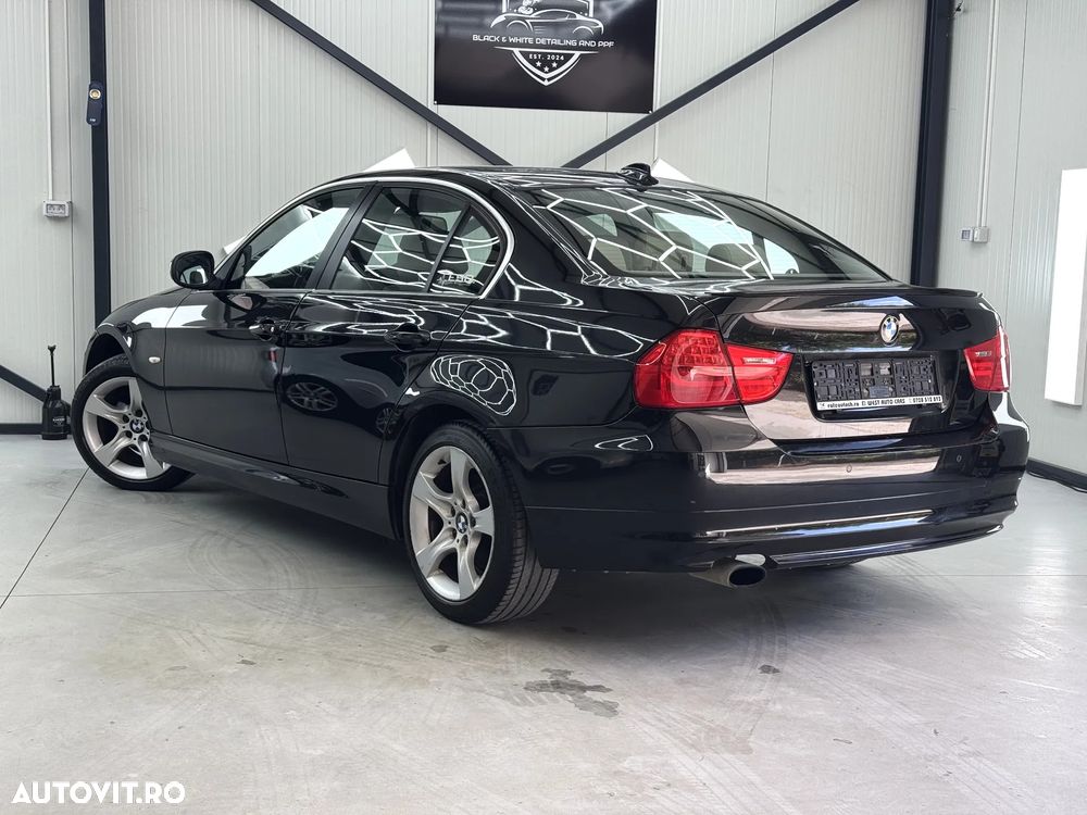 BMW Seria 3 320d DPF Aut. Edition Exclusive - 14