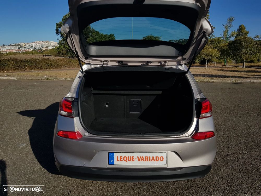 Hyundai i30 1.6 CRDi Launch Edition - 49